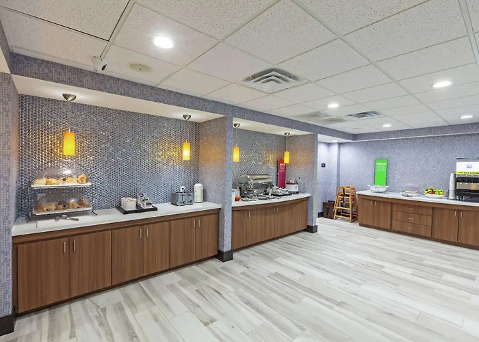 Hampton Inn & Suites Houston-Bush Intercontinental Airport